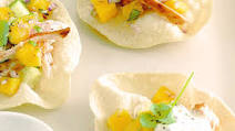 Mango chicken pappadums Mango chicken pappadums