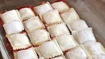 Lazy Lasagna (Cheesy Baked Ravioli) Lazy Lasagna (Cheesy Baked Ravioli)