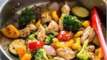 Healthy 15 Minute Stir-Fry Chicken and Veggies Healthy 15 Minute Stir-Fry Chicken and Veggies