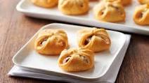Cranberry-Cream Cheese Crescent Bites Cranberry-Cream Cheese Crescent Bites
