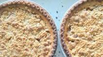 EASY Apple Crisp Pie EASY Apple Crisp Pie