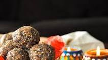 Healthy Almond Date Ladoo (whole30, paleo, gluten-free, eggless) Healthy Almond Date Ladoo (whole30, paleo, gluten-free, eggless)