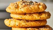How To Make Keto-Friendly Cloud Bread You’ll Actually Want to Eat How To Make Keto-Friendly Cloud Bread You’ll Actually Want to Eat