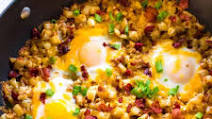 Bacon, Egg, and Potato Breakfast Skillet Bacon, Egg, and Potato Breakfast Skillet