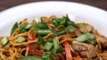 Chicken Lo Mein Recipe by Tasty Chicken Lo Mein Recipe by Tasty