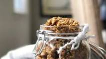 Sweet & Simple Crunchy Granola Sweet & Simple Crunchy Granola