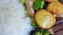 Stir Fried Broccoli and Chicken with Egg Tofu Stir Fried Broccoli and Chicken with Egg Tofu