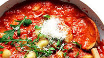 Quick Gnocchi with Tomato Sauce (10 minutes) Quick Gnocchi with Tomato Sauce (10 minutes)