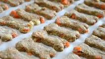 Homemade Apple and Carrot Dog Treats Homemade Apple and Carrot Dog Treats