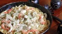 Creamy Seafood Alfredo Creamy Seafood Alfredo