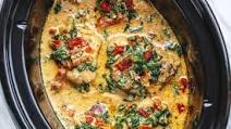 CrockPot Tuscan Garlic Chicken Thighs With Spinach and Sun-Dried Tomatoes CrockPot Tuscan Garlic Chicken Thighs With Spinach and Sun-Dried Tomatoes