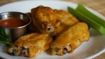 Paleo Buffalo Chicken Wings - Lunch Version Paleo Buffalo Chicken Wings - Lunch Version