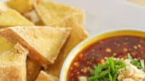 Fried Tofu w/ Sweet Chili Peanut Sauce เต้าหู้ทอด Fried Tofu w/ Sweet Chili Peanut Sauce เต้าหู้ทอด